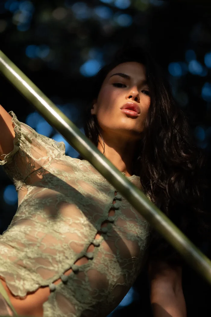 GREEN MAGNOLIA BLOUSE - Image 2